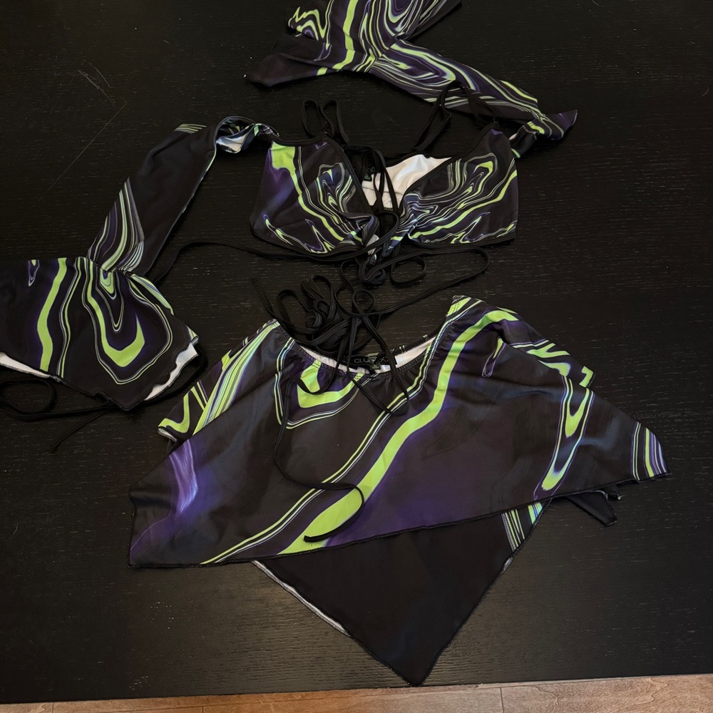 Metamorphosis Rave Skirt Set Small - Picture 6 of 9